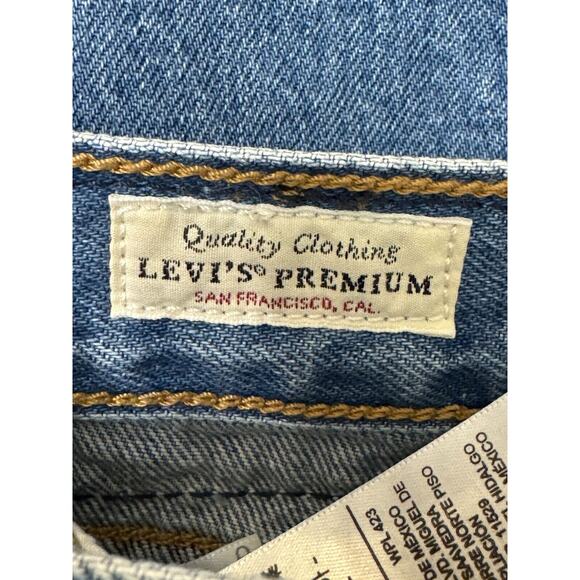 LEVI’s Wedgie Straight 28 Button Fly Distressed Jeans Blue‎ Big E PREMIUM City - Picture 9 of 13